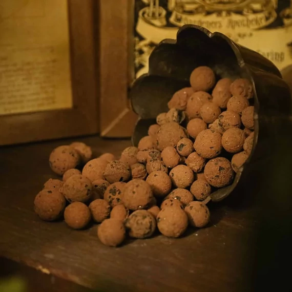 Dr.Soil Agyaggolyó tálban